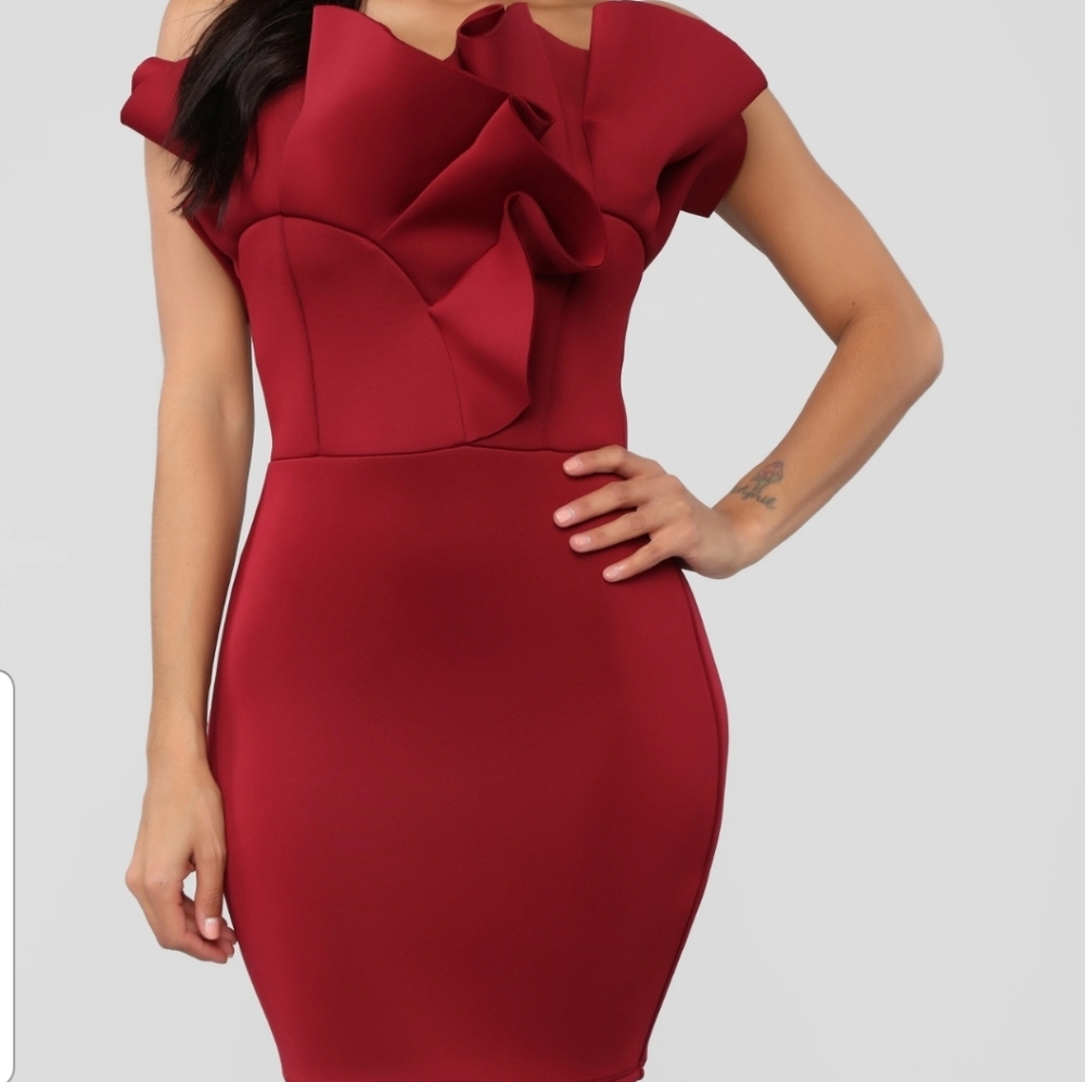 NWT 'Seductive Wine Dress' - Picture 2 of 4